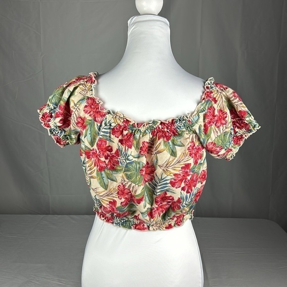 American Eagle Tropical Floral Crop Top - Picture 4 of 9